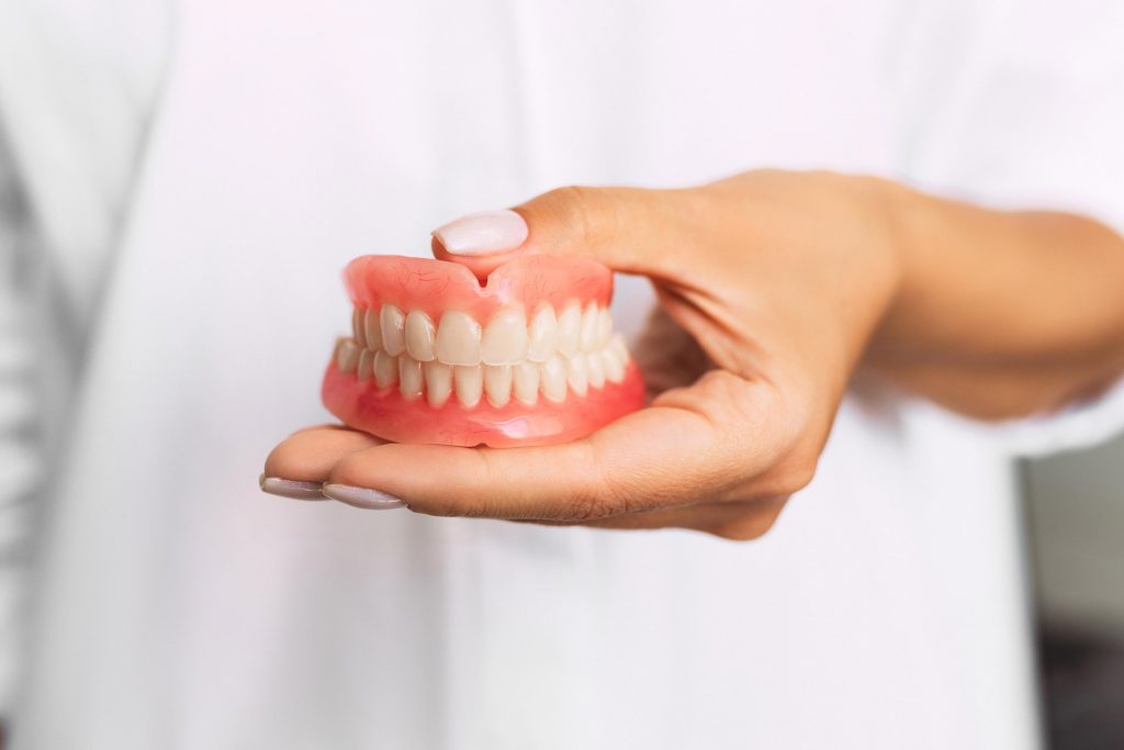 patients can choose between full and partial dentures